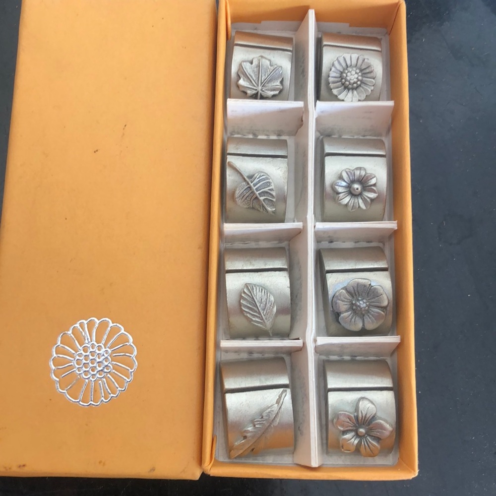 Place card holders